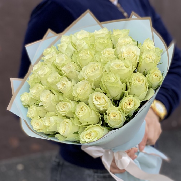 41 белая роза Атена