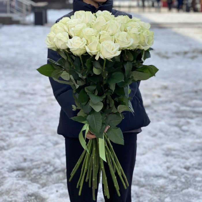 Роза белая 80 см