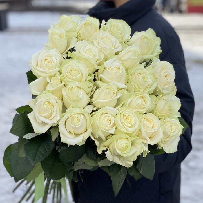 Роза белая 80 см