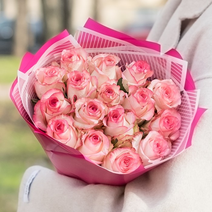 15 роз Джумилия