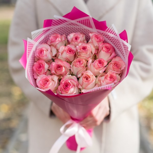 15 роз Джумилия