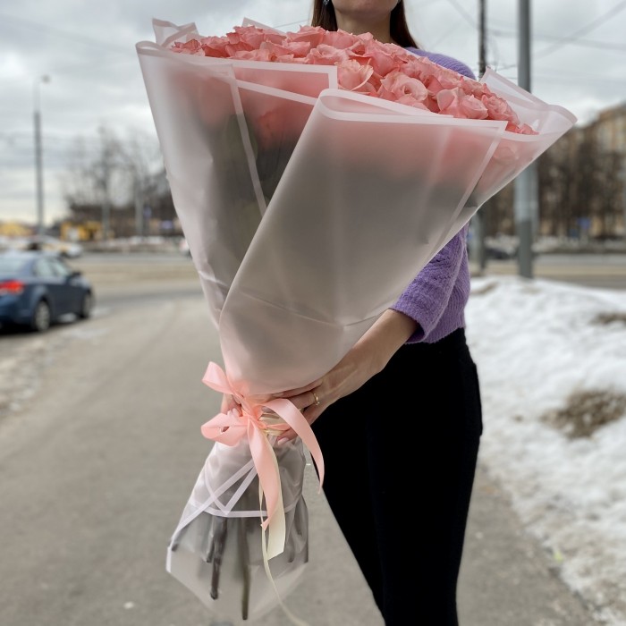 51 нежная роза Би Свит 70 см