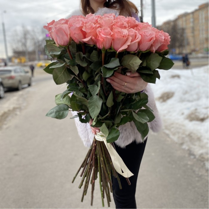 Роза Би Свит 60 см