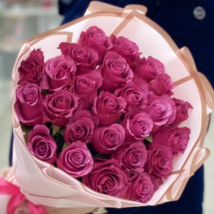 25 малиновых роз Мели