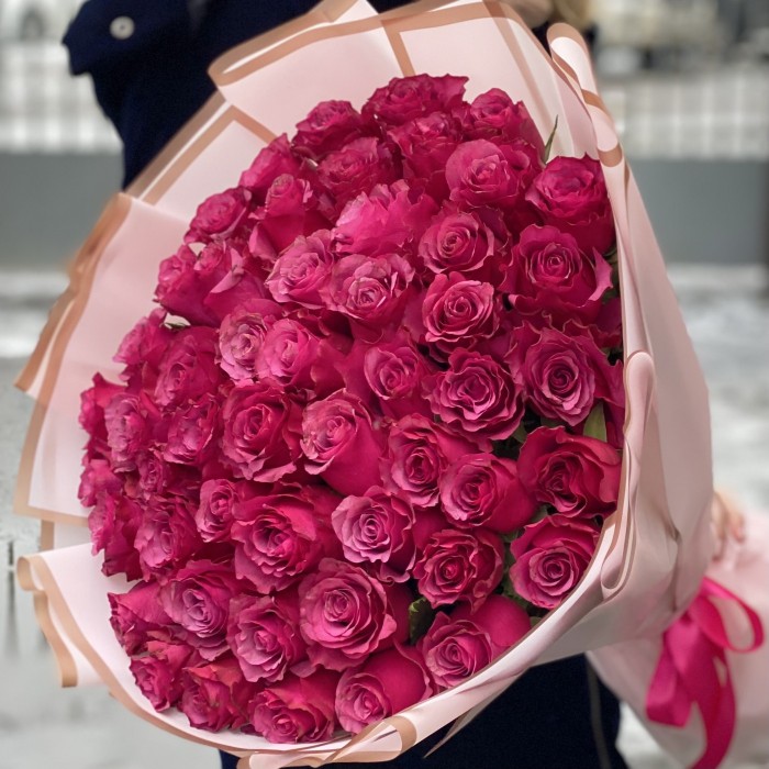 51 малиновая роза Мели