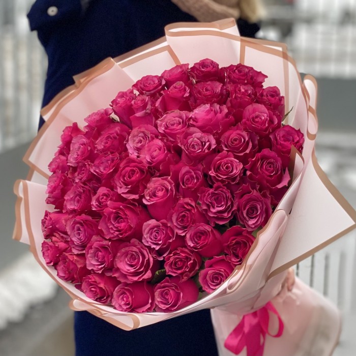 51 малиновая роза Мели