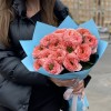 15 пионовидных роз Мандарин экспрешен 50 см