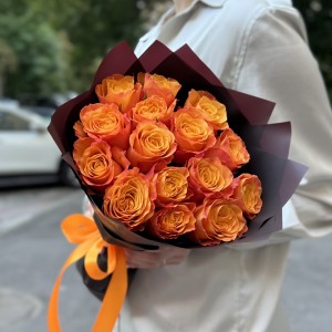 15 оранжевых роз Конфиденшл 40 см