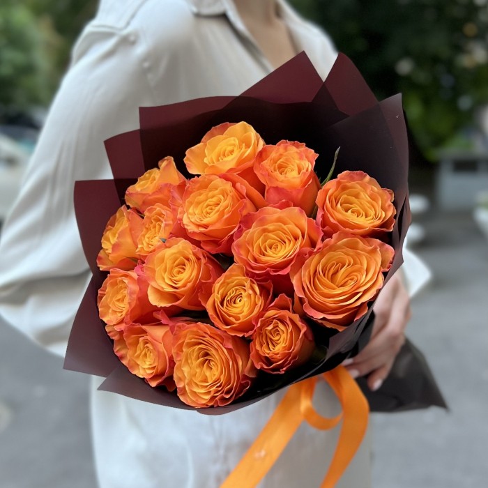 15 оранжевых роз Конфиденшл 40 см