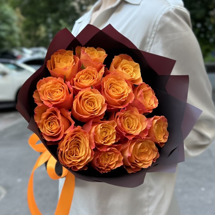 15 оранжевых роз Конфиденшл 40 см