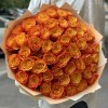 51 оранжевая роза Конфиденшл 40 см