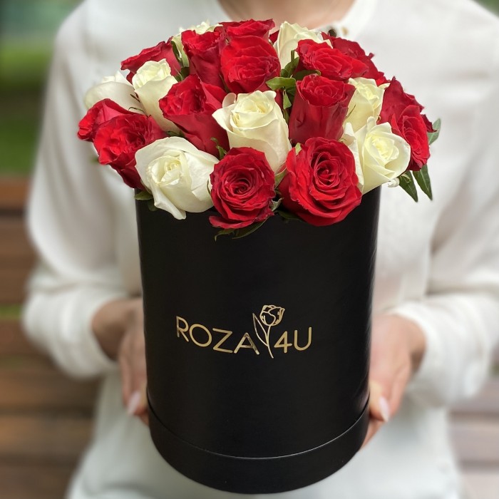 29 роз в коробке