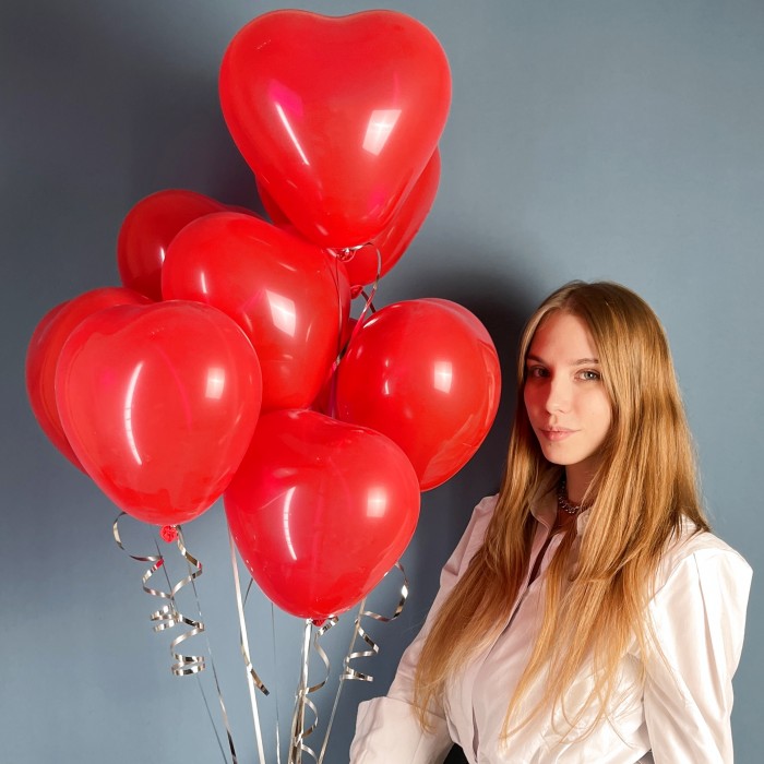 Облако шаров в форме сердца