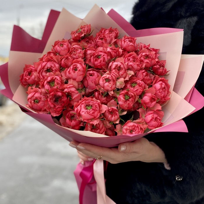 Пионовидная роза Джульетта