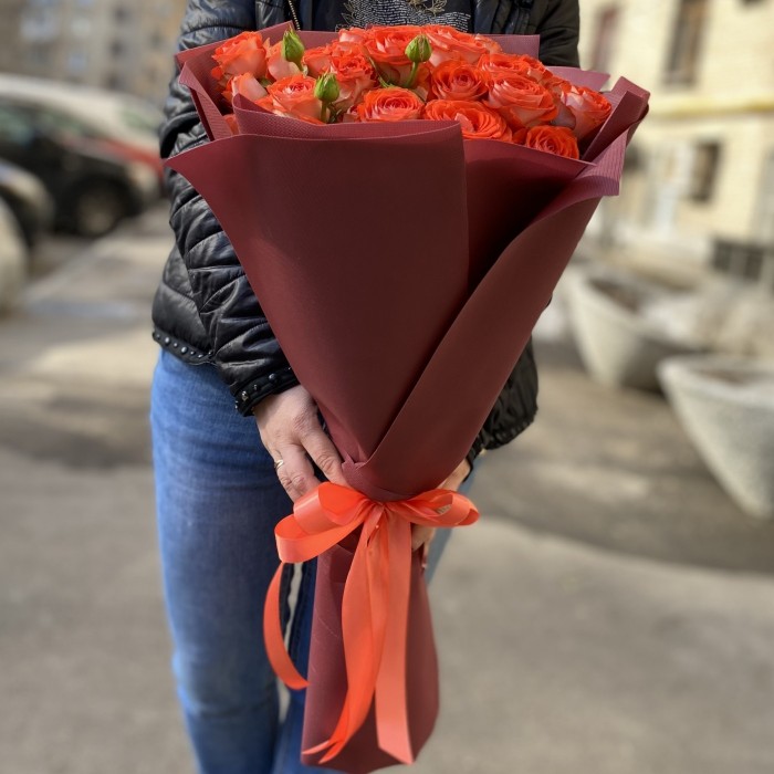 Оранжевые кустовые пионовидные розы