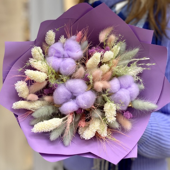 Нежный букет из сухоцветов