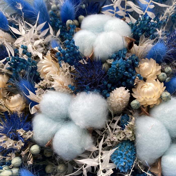 Букет из сухоцветов синий
