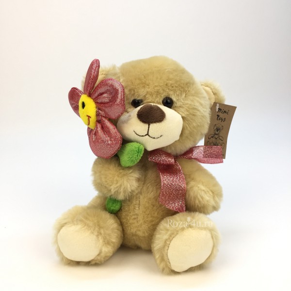 Мишка с цветком красный