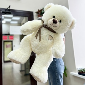 Большой медведь молочного цвета 110 см