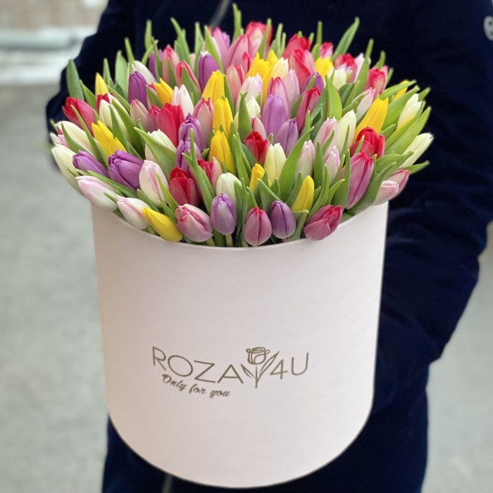 101 тюльпан микс в коробке