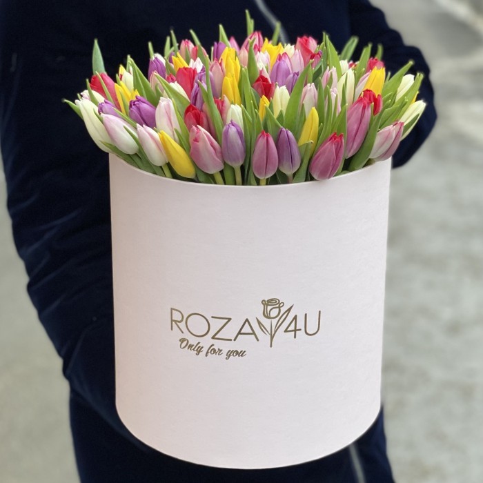 101 тюльпан микс в коробке