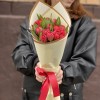 15 красных пионовидных тюльпанов