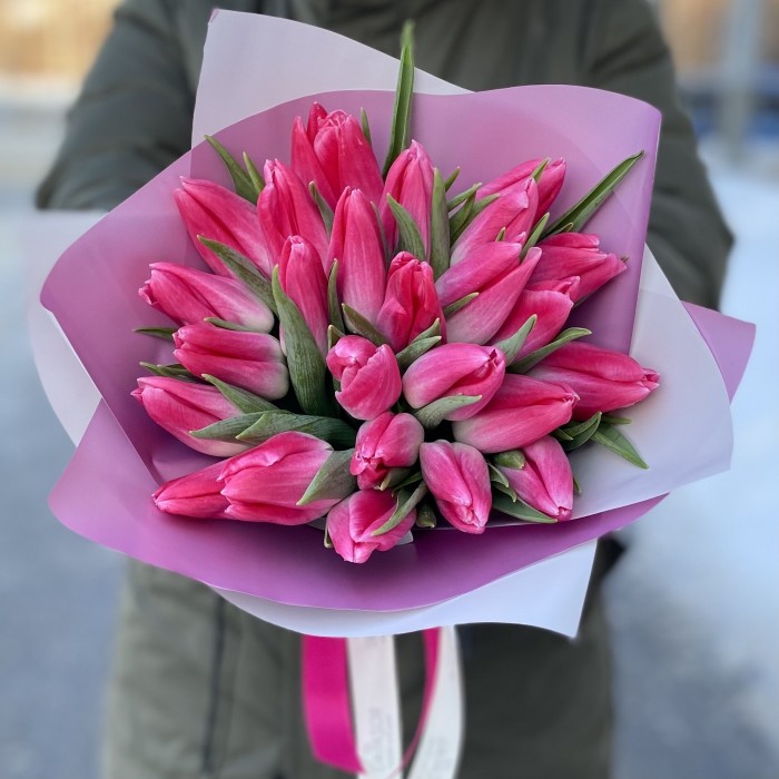 25 розовых тюльпанов Bolroyal Pink