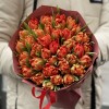 35 красных пионовидных тюльпанов Абба