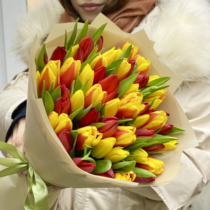 51 тюльпан - огненный микс