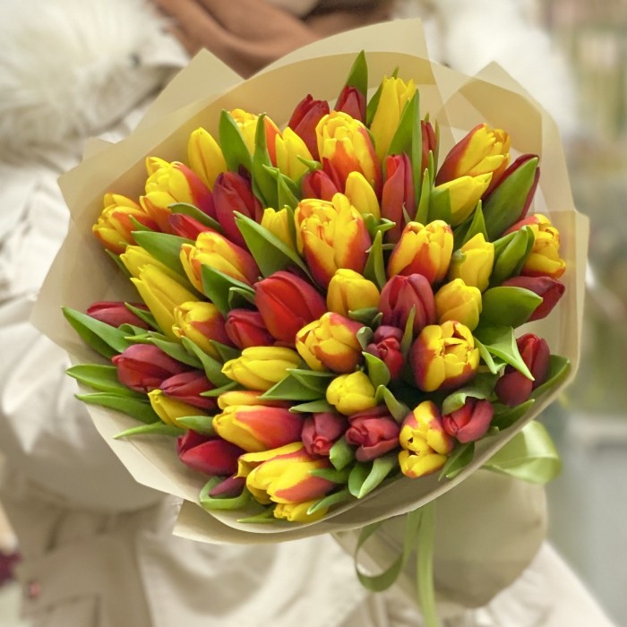 51 тюльпан - огненный микс