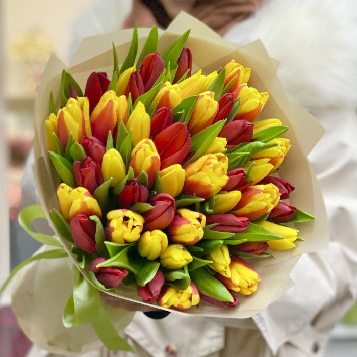 51 тюльпан - огненный микс