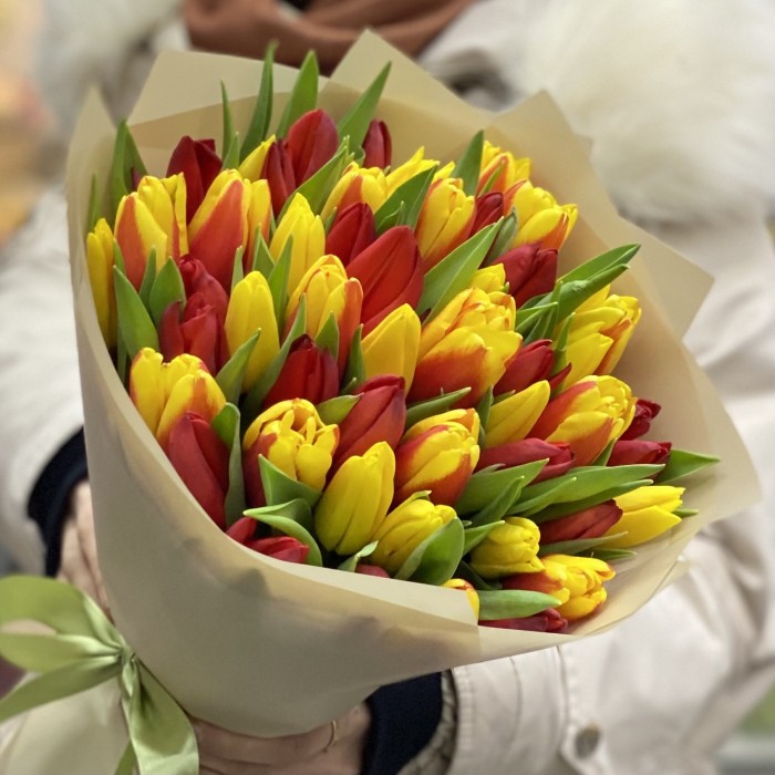 51 тюльпан - огненный микс