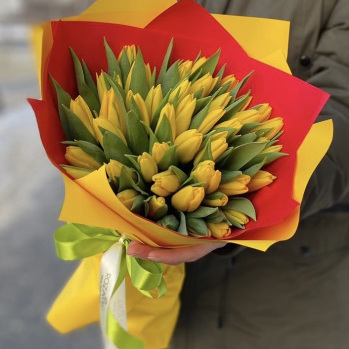 51 желтый тюльпан