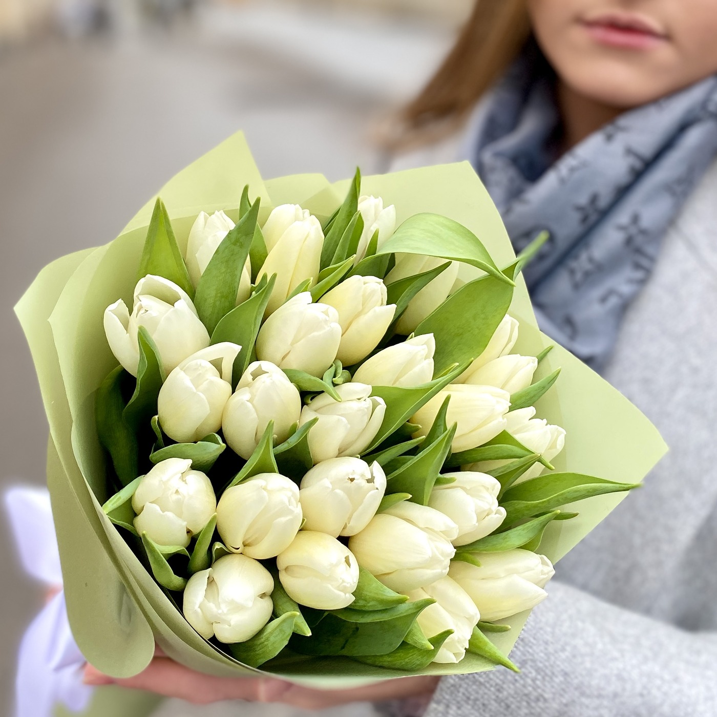 Белые тюльпаны купить в москве флоринты