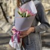 Букет 25 нежно-розовых тюльпанов