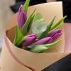 5 фиолетовых тюльпанов