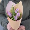 5 лиловых тюльпанов