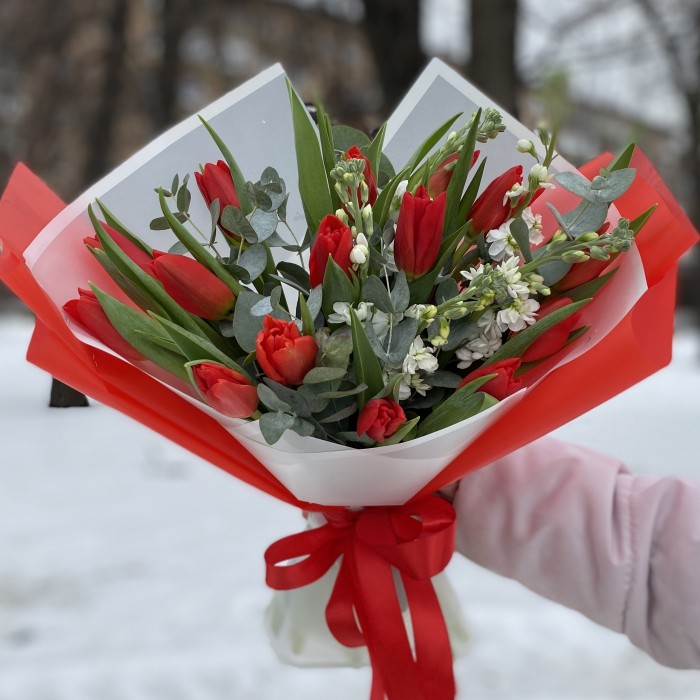 Букет тюльпанов и маттиолы