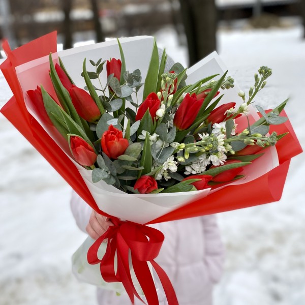 Букет тюльпанов и маттиолы