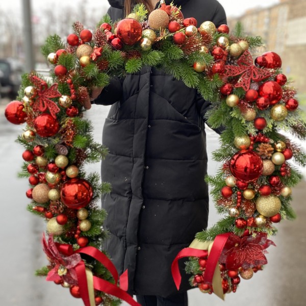 Рождественская гирлянда - купить с доставкой или самовывозом в Москве и области в магазине качественных цветов по низким ценам!