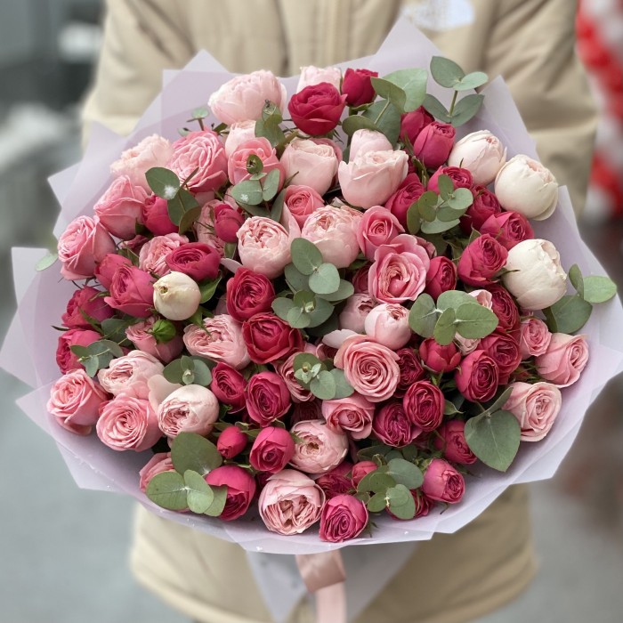 25 кустовых пионовидных роз Премиум