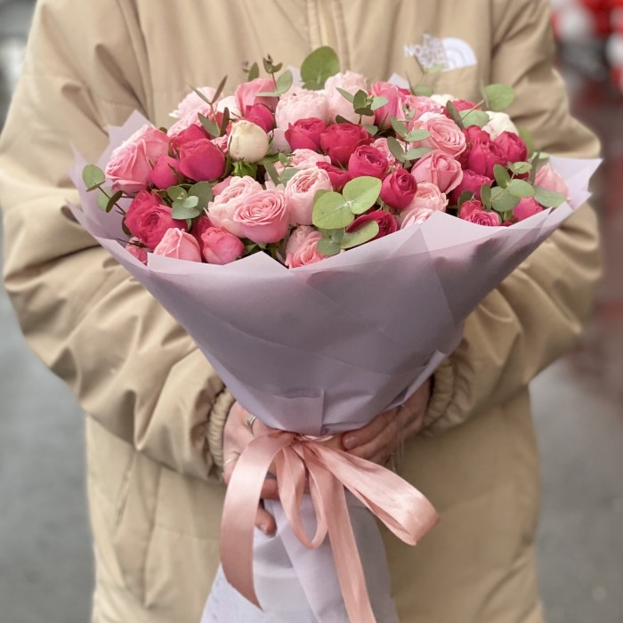 25 кустовых пионовидных роз Премиум