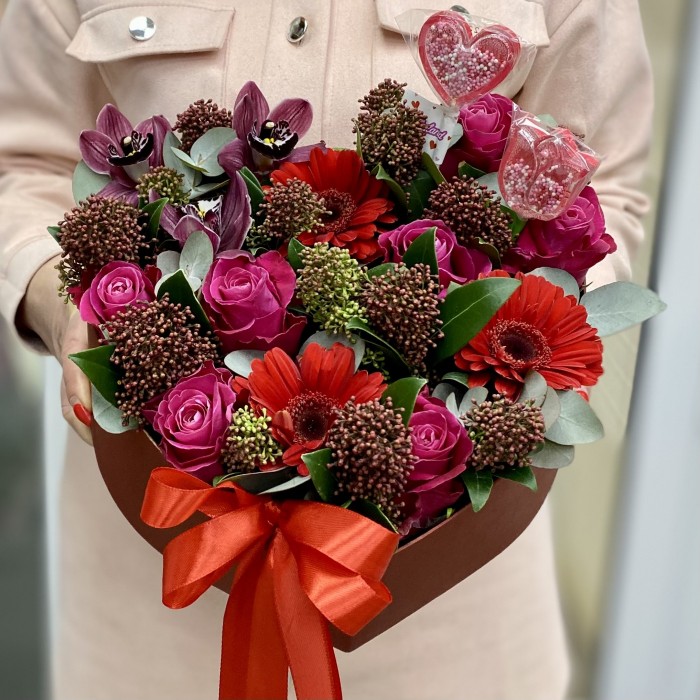 Композиция Привет от Купидона