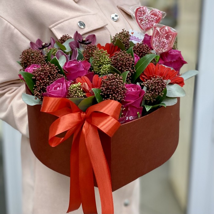 Композиция Привет от Купидона