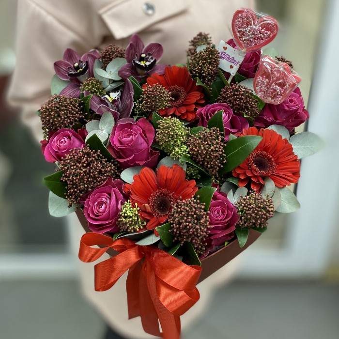 Композиция Привет от Купидона