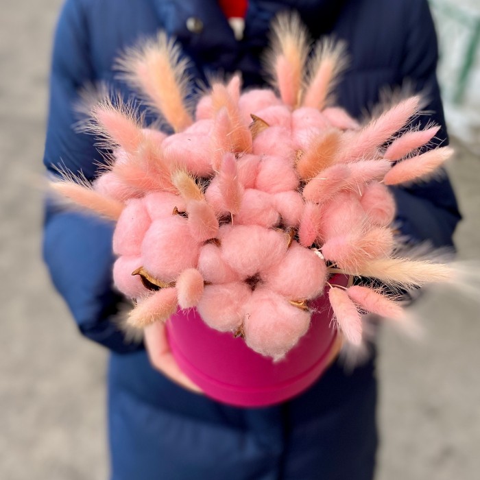 Розовый хлопок в коробке