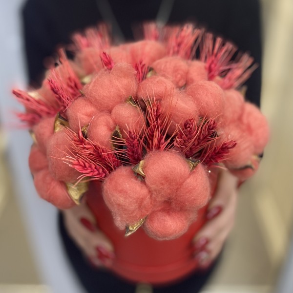 Красный хлопок в коробке