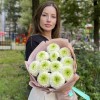 11 бело-зеленых хризантем Помпон