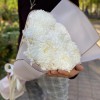Букет белых крымских хризантем