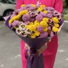 31 сиреневая и желтая хризантема Сантини